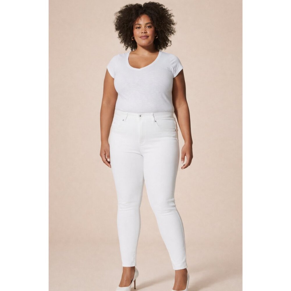 SPANX Ankle Skinny Jeans White High Rise Stretch Denim
